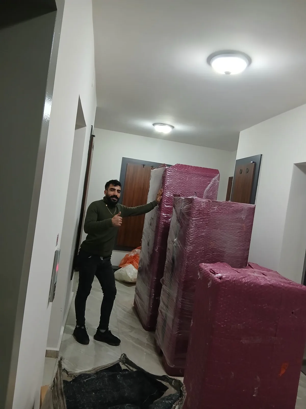 Koruma ambalajlı mobilya taşıma